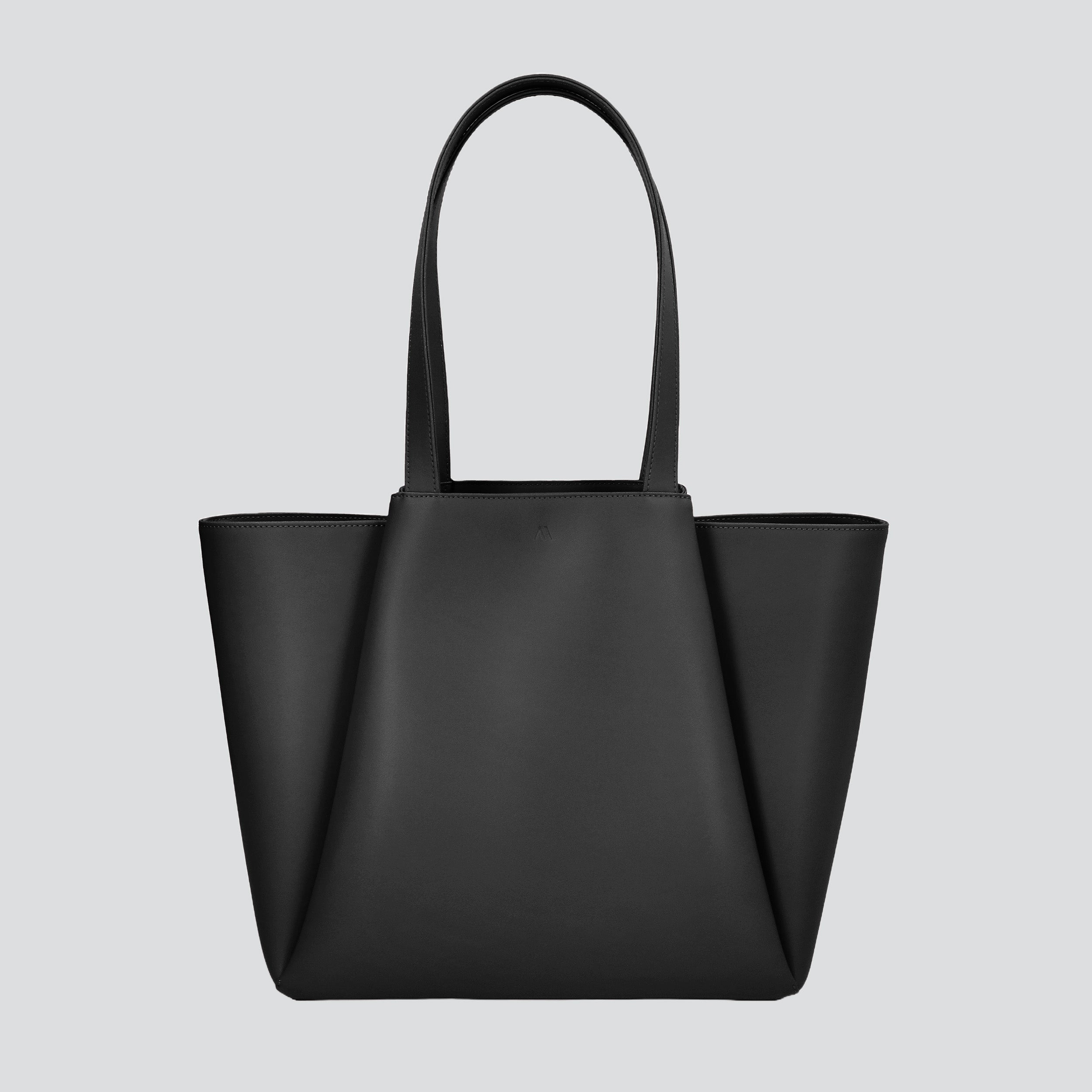 Pyramid - black